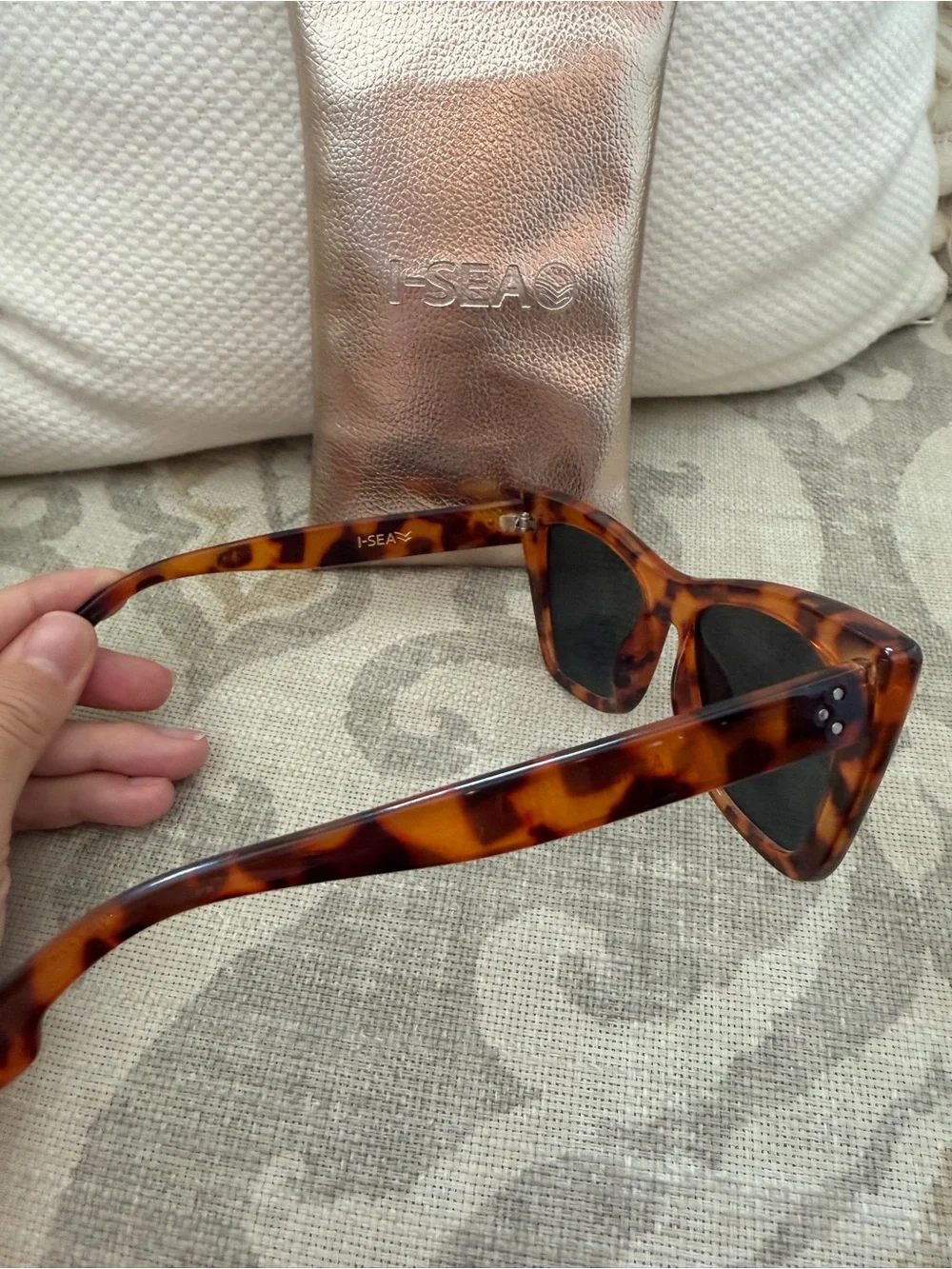 I Sea sunglasses Ashbury style
